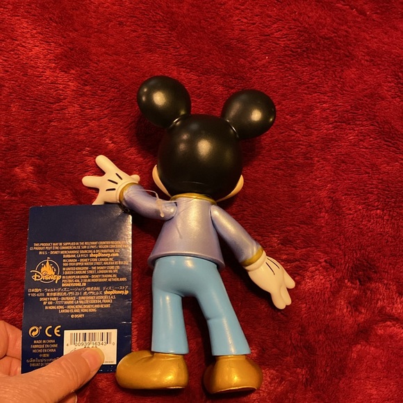 NWT Disneyworld 50th Anniversary Articulated Mickey Mouse - Picture 2 of 4